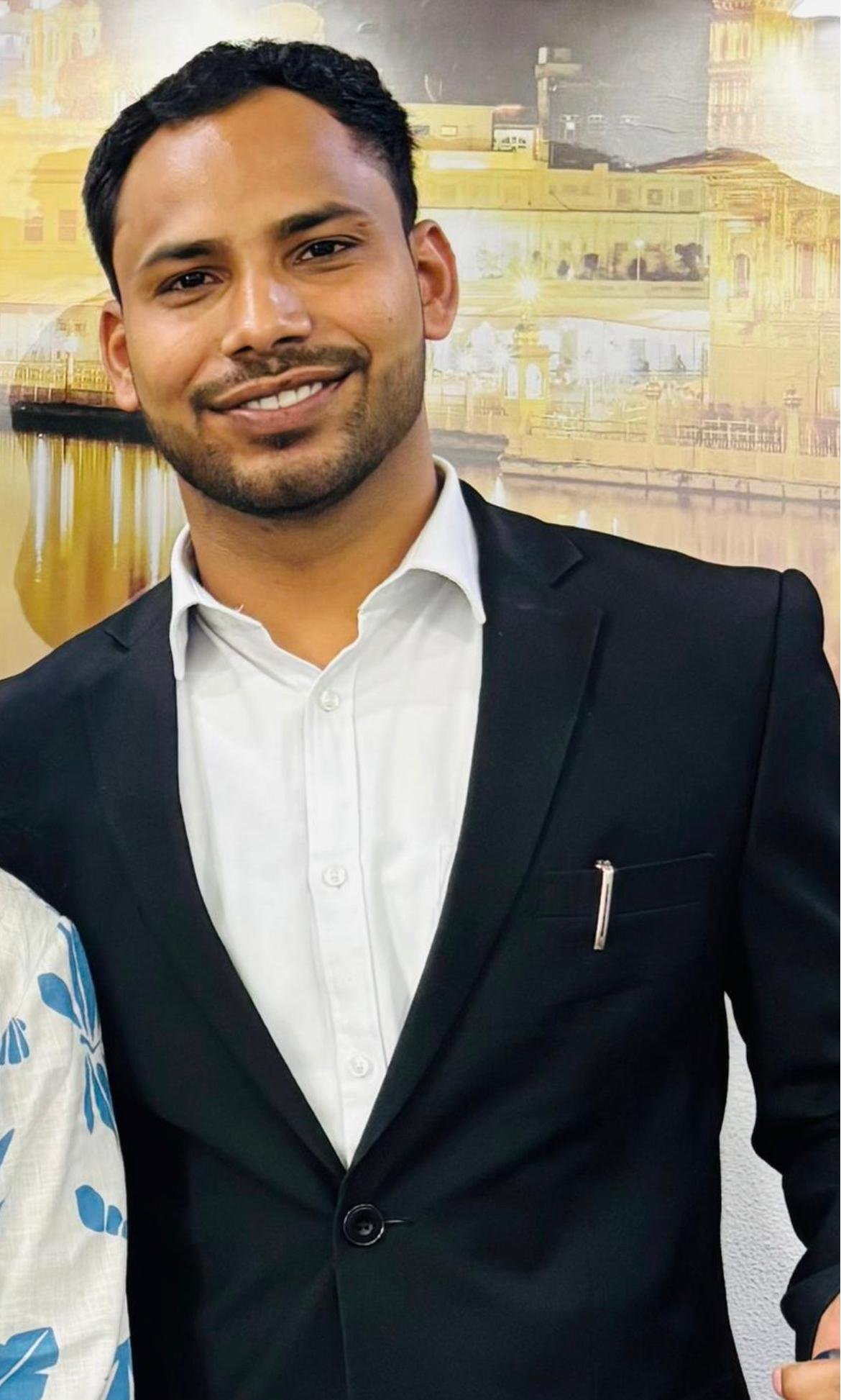 Adv. Mohit Gautam